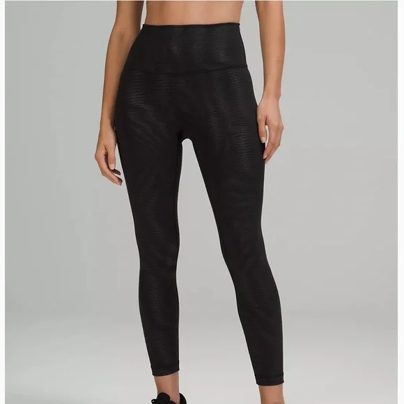 Lululemon Wunder Train HR Tight 25” * Foil - Picture 2 of 6